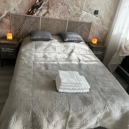 Sylvinite Apartment *